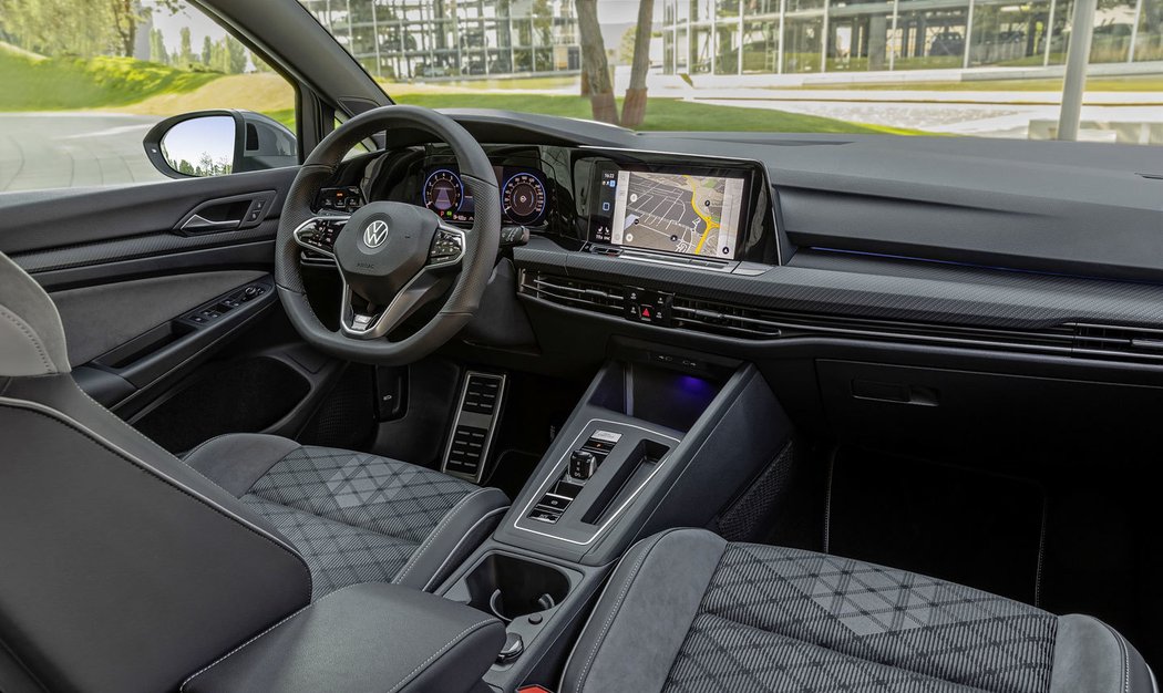 Volkswagen Golf 1.0 eTSI