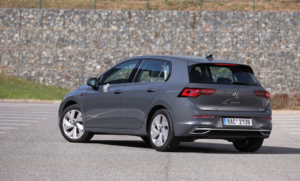 Volkswagen Golf 1.5 eTSI