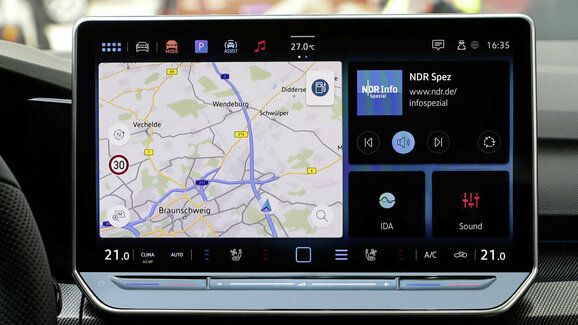 Volkswagen chce zlepšit vestavěné navigace. Snad i pomocí dat od Googlu