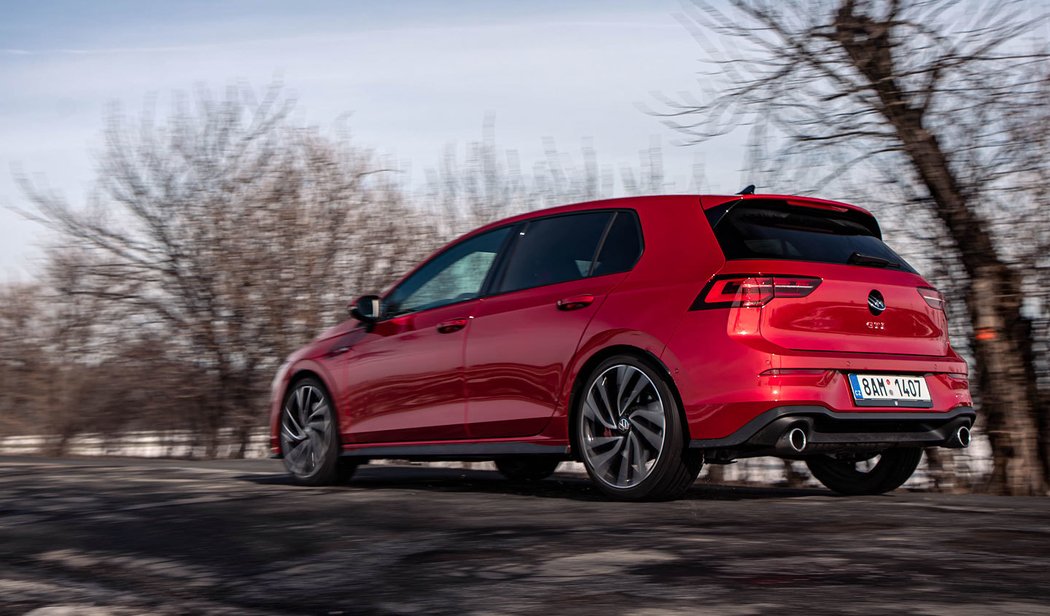 Volkswagen Golf GTI