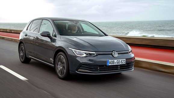 Volkswagen Golf VIII zná první české ceny, na úplný základ si ještě počkáme
