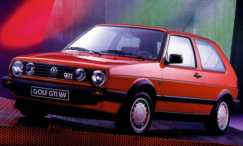 V roce 1986 se v Evropě začal nabízet Golf GTI 16V, poháněný řadovým čtyřválcem se čtyřmi ventily na válec a nejvyšším výkonem 139 koní.