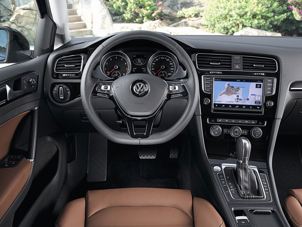 Volkswagen Golf VII