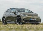 Vyplatí se v Česku provoz elektromobilu? Volkswagen srovnal náklady ID.3 a Golfu TDI