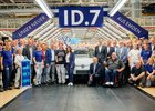 Volkswagen zahájil výrobu elektrického sedanu ID.7. Tam, kde vznikal passat