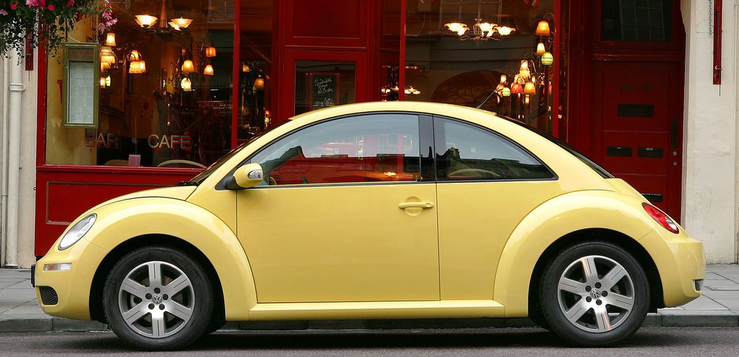 Volkswagen New Beetle (2005)