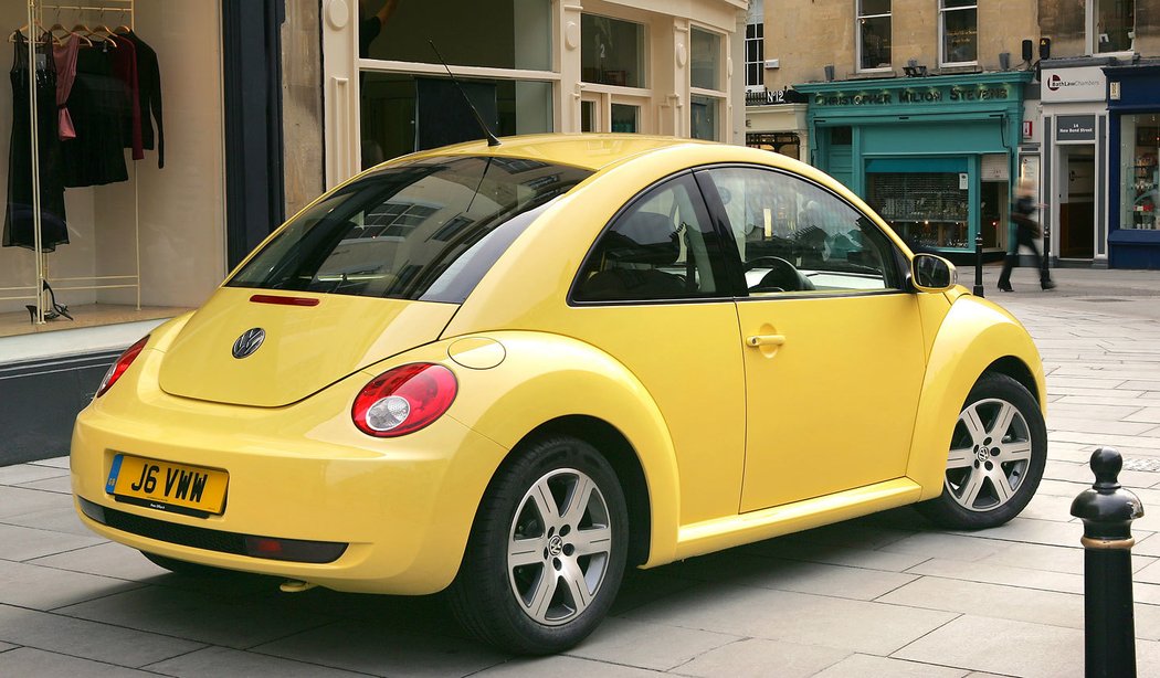 Volkswagen New Beetle (2005)