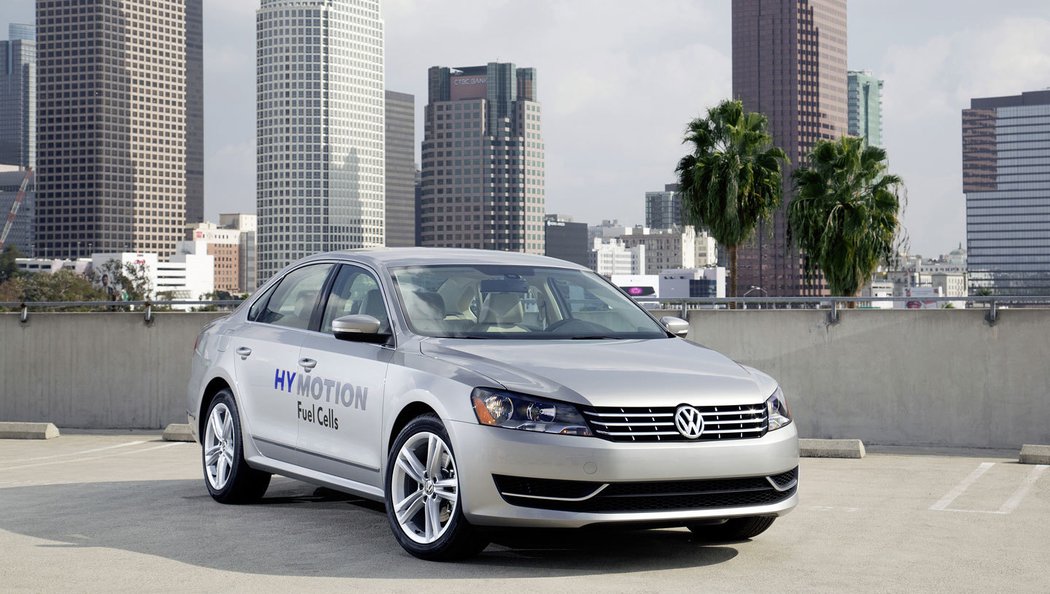 Volkswagen Passat HyMotion Concept (2014)