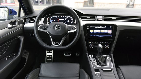 Volkswagen Passat Variant R-Line 2.0 TDI 140 kW 4Motion