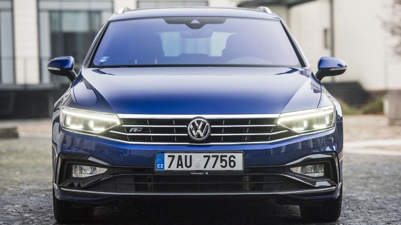 Volkswagen Passat Variant R-Line 2.0 TDI 140 kW 4Motion