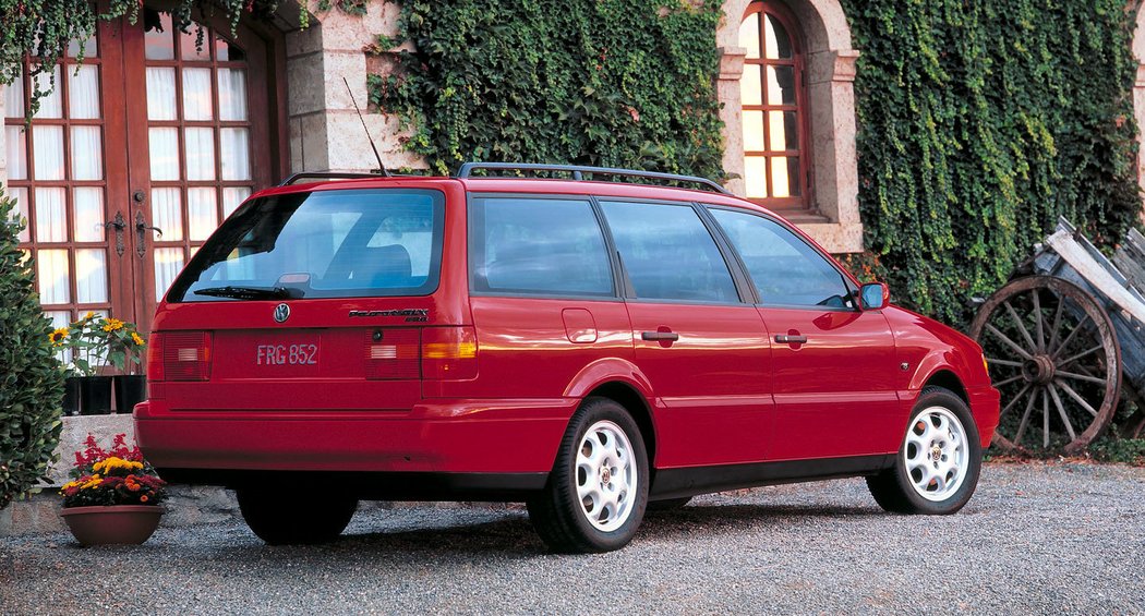 Volkswagen Passat GLX Wagon (1993)