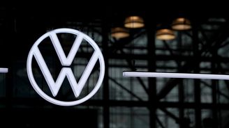 Volný pád zisku Volkswagenu. Mateřskou skupinu Škody stáhly ke dnu odpisy i čínská konkurence Volný pád zisku Volkswagenu. Mateřskou skupinu Škody stáhly ke dnu odpisy i čínská konkurence