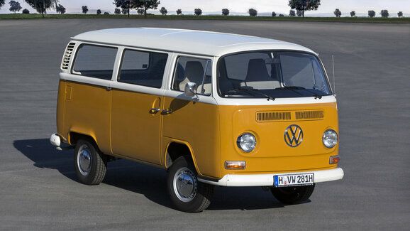 Volkswagen Typ 2 (T2): Druhý Transporter byl větší a modernější (1. díl)