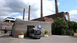 Pyrotechnici hledají válečné bomby v továrně Volkswagen, plánují evakuaci