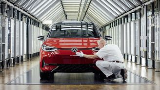 Továrna Volkswagenu v Drážďanech Továrna Volkswagenu v Drážďanech