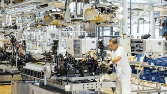 Továrna Volkswagenu v Drážďanech Továrna Volkswagenu v Drážďanech