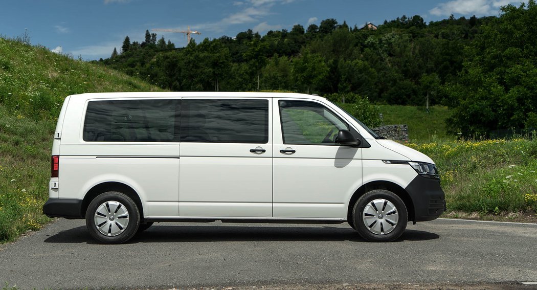 Volkswagen Transporter 6.1 Kombi + Visu Moie