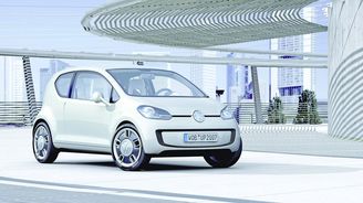 Ještě předtím, než svět přivítal sériové verze všech tří modelů programu New Small Family, jsme se mohli pokochat až pěti různými studiemi. Tři z nich měly zadní pohon s motorem vzadu, podobně jako u smartu. Na obrázku je původní VW Up! z počátku téhož roku, od uvedení sériové verze je dělilo až 5 let Ještě předtím, než svět přivítal sériové verze všech tří modelů programu New Small Family, jsme se mohli pokochat až pěti různými studiemi. Tři z nich měly zadní pohon s motorem vzadu, podobně jako u smartu. Na obrázku je původní VW Up! z počátku téhož roku, od uvedení sériové verze je dělilo až 5 let