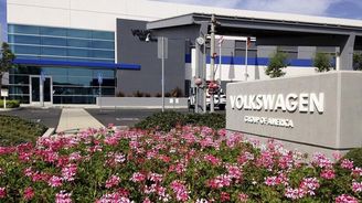 Volkswagen přiznal Američanům vinu v emisní aféře, zaplatí 110 miliard korun 