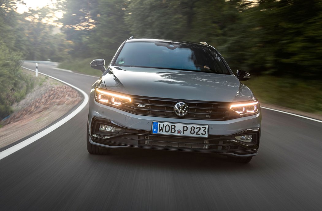 Volkswagen Passat Variant R Edition