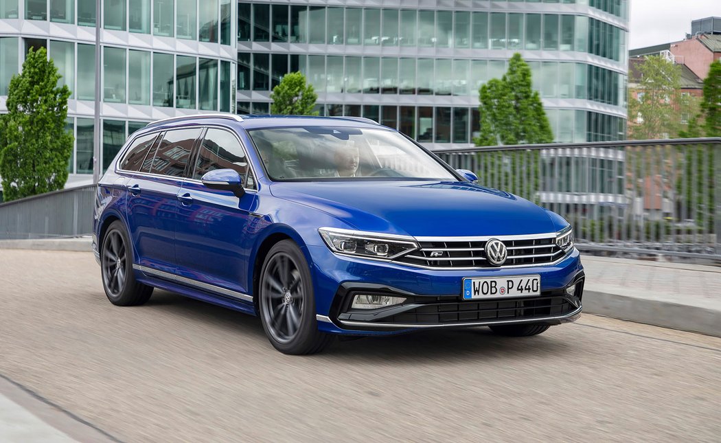 Volkswagen Passat Variant R Line