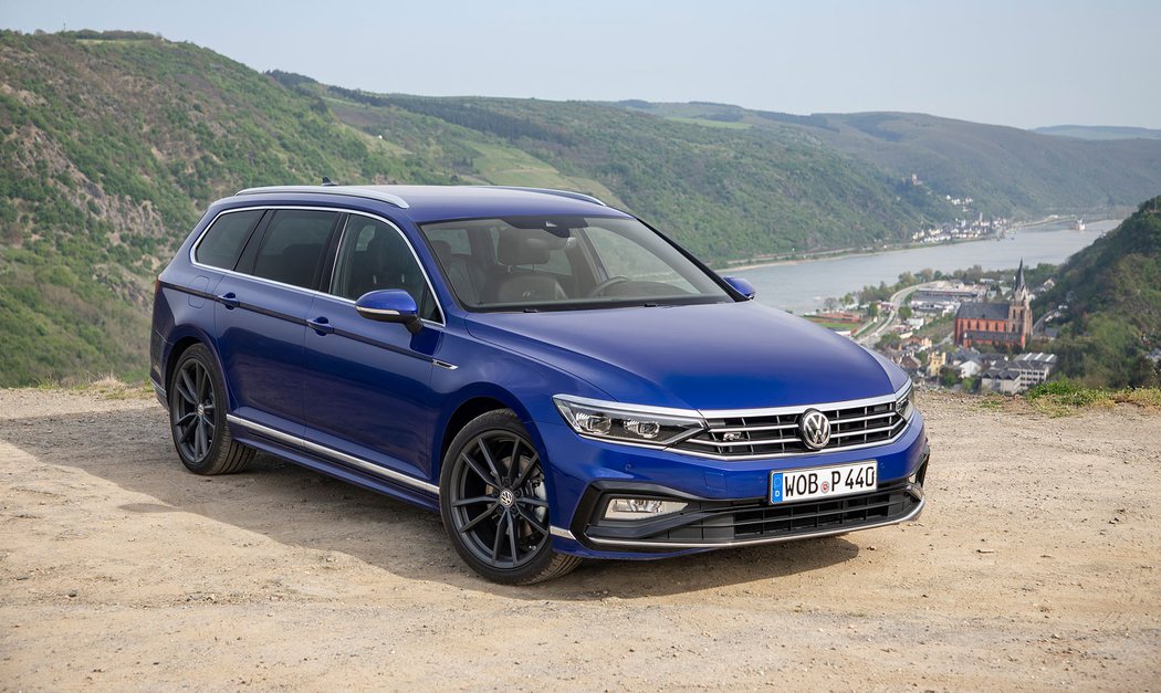 Volkswagen Passat Variant R Line