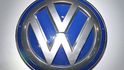 Volkswagen v rekordní ztrátě: Vedení si přikleplo rekordní odměny