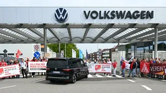 Bitva o 100 tisíc míst. Šéf Volkswagenu má plán, jak obejít odpor dozorčí rady Bitva o 100 tisíc míst. Šéf Volkswagenu má plán, jak obejít odpor dozorčí rady