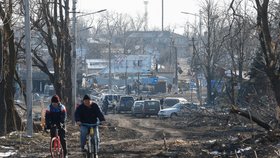 Následky ruské destrukce - město Volnovacha v Doněcké oblasti prakticky přestalo existovat (13.3.2022)