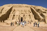 Země, kterou vydavatel průvodců Lonely Planet označil za destinaci s nejlepším poměrem ceny a kvality, očekává rekordní počet návštěvníků. Egypt totiž plánuje otevření dalších historických památek a nových resortů.  Nezapomenutelná dobrodružství, ohromující zážitky a hřejivé slunce: oceňovaná prázdninová destinace Egypt má letos zimě co nabídnout všem cestovatelům. Zatímco ve většině Evropy je chladno, země na Nilu se ukazuje jako fascinující a cenově dostupná destinace pro zimní dovolenou ve slunečném počasí.
