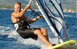 Na Lefkadě Janek Ledecký surfuje Na Lefkadě Janek Ledecký surfuje
