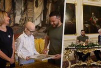 Dojemné setkání: Volodymyr Zelenskyj se na Pražském hradě setkal s těžce nemocným hochem z Ukrajiny!