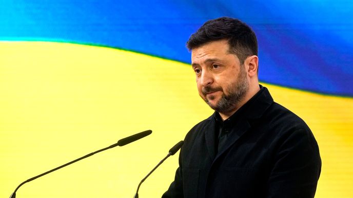 Ukrajinský prezident Volodymyr Zelenskyj provedl největší změnu ve vedení armády od roku 2024 Ukrajinský prezident Volodymyr Zelenskyj provedl největší změnu ve vedení armády od roku 2024
