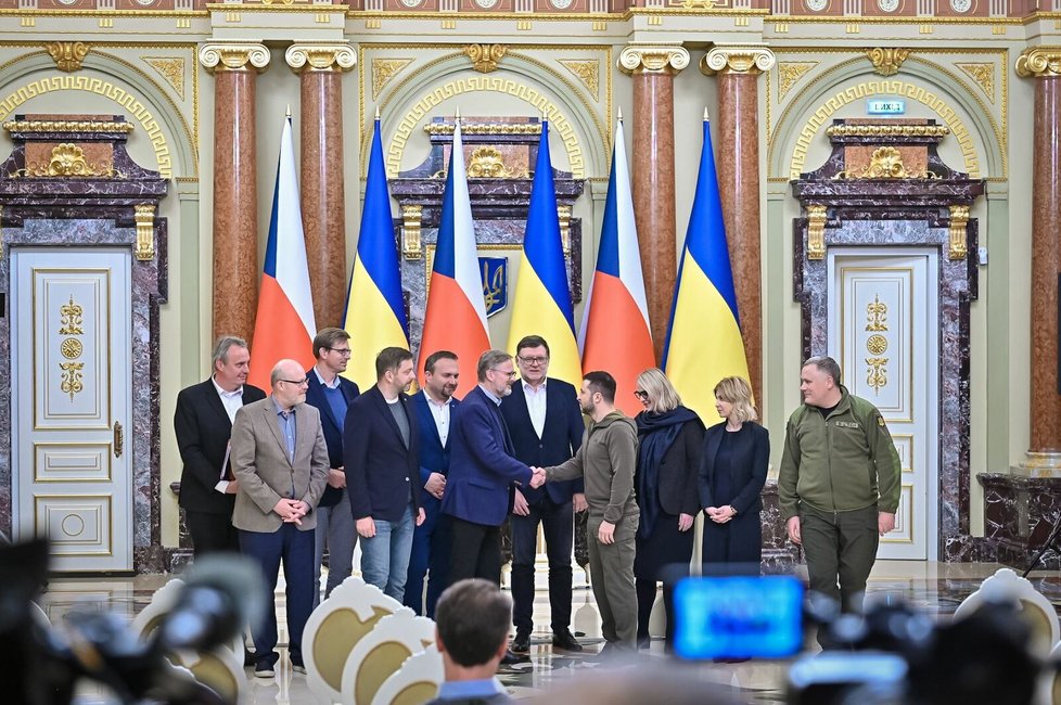 Česká vláda s ukrajinským prezidentem Volodymyrem Zelenským (31.10.2022)