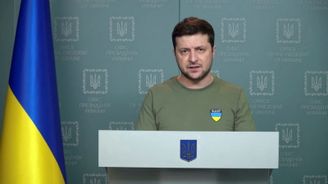 Volodymyr Zelenskyj na Václavském náměstí. Prezident Ukrajiny se připojí online na páteční demonstraci v Praze