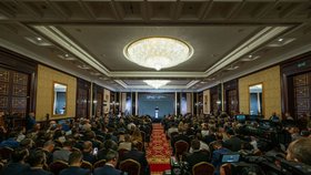 Ukrajinský prezident Volodymyr Zelenskyj na zbrojařském fóru v Kyjevě (29.9.2023)