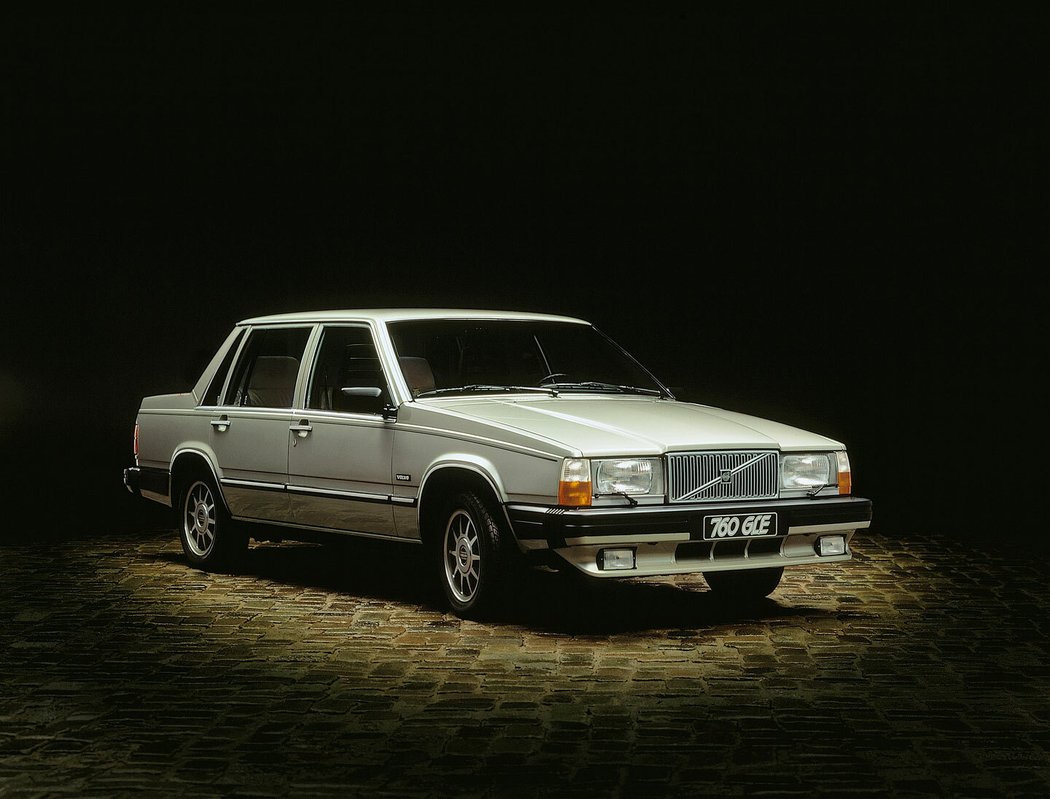 Volvo 760 (1982)