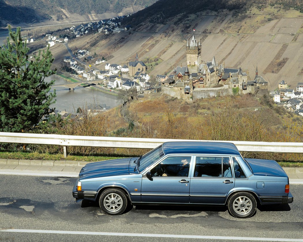 Volvo 760 (1984)