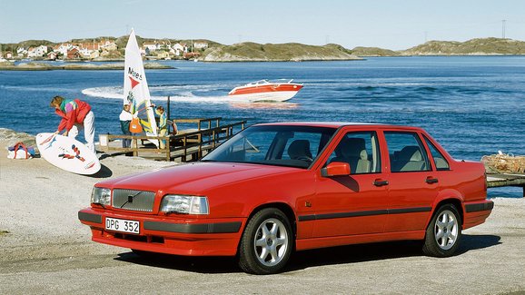 Volvo 850: Revolučnímu modelu švédské automobilky je třicet 