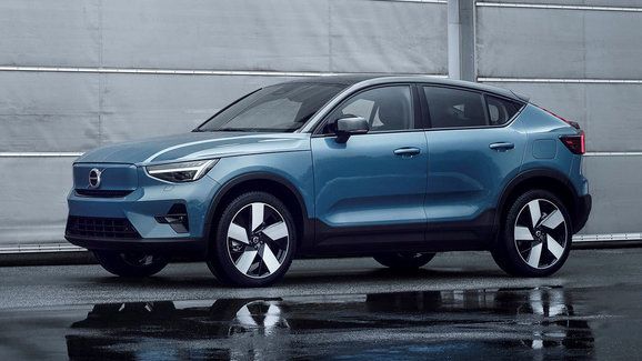 Výroba elektromobilu vyprodukuje o 70 % více emisí, přiznává Volvo