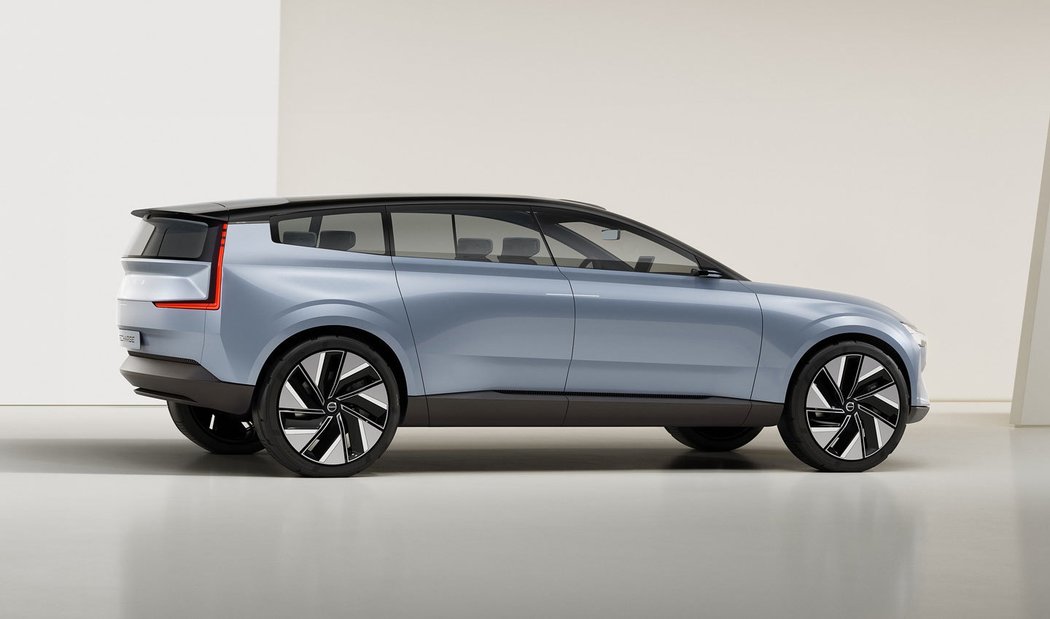 Volvo Concept Recharge