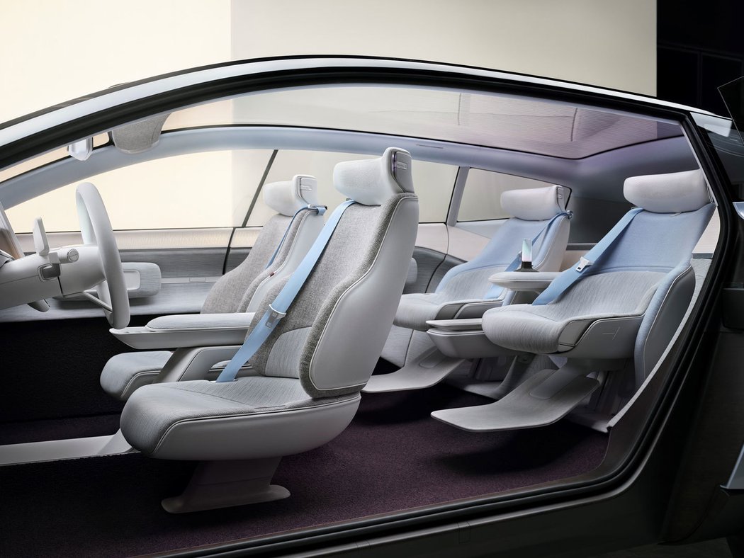 Volvo Concept Recharge