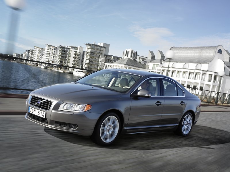 Volvo S80