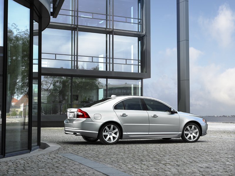 Volvo S80