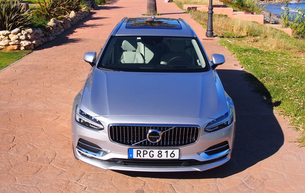 Volvo V90