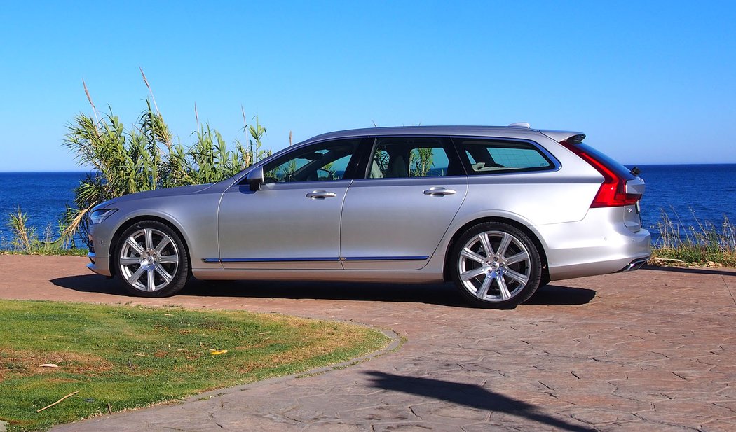 Volvo V90