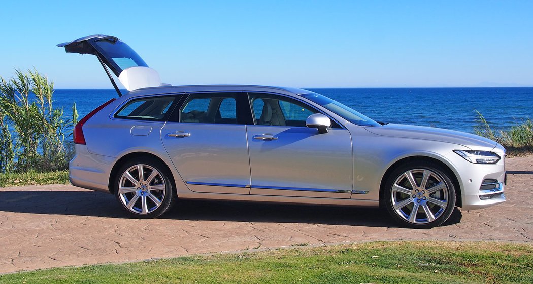 Volvo V90