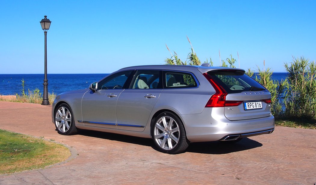 Volvo V90