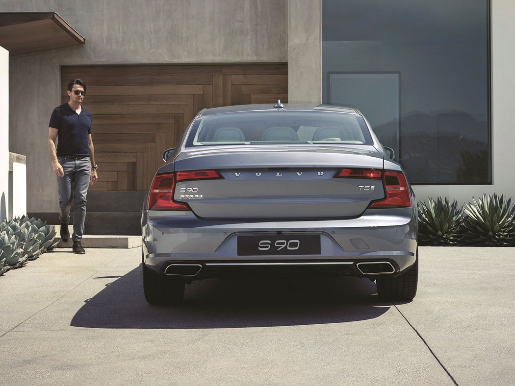 Volvo S90 Excellence