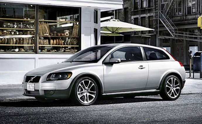 Volvo C30: České ceny a standardní výbava